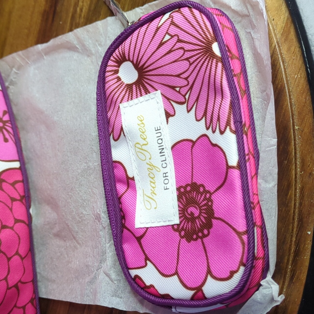 new Clinique Makeup bags set - Picture 2 of 3